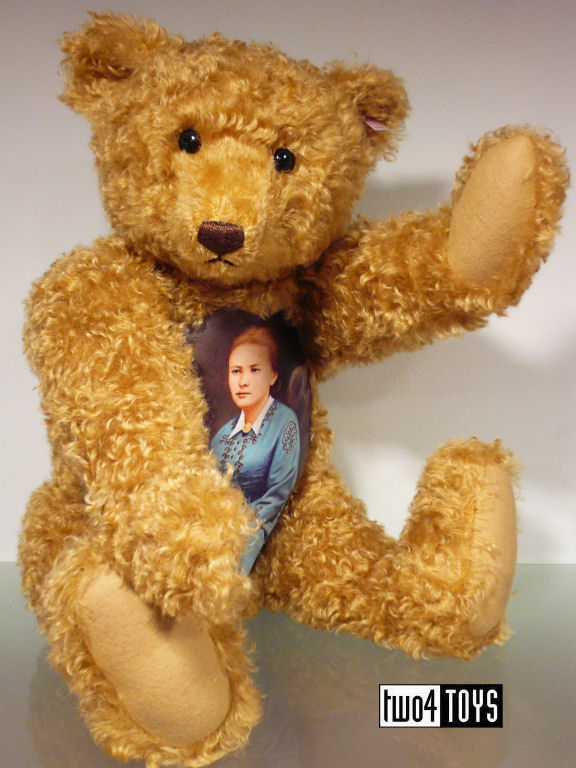 well loved garfield plush