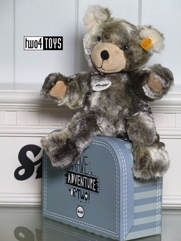 steiff teddy in suitcase