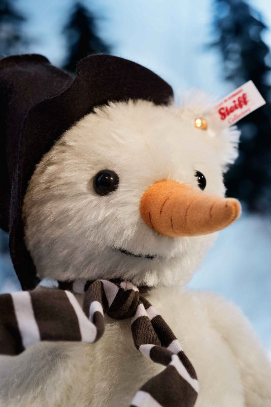 https://www.two4toys.com/images/details/021718g.jpg