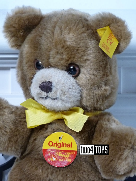 https://www.two4toys.com/images/details/023132c.jpg