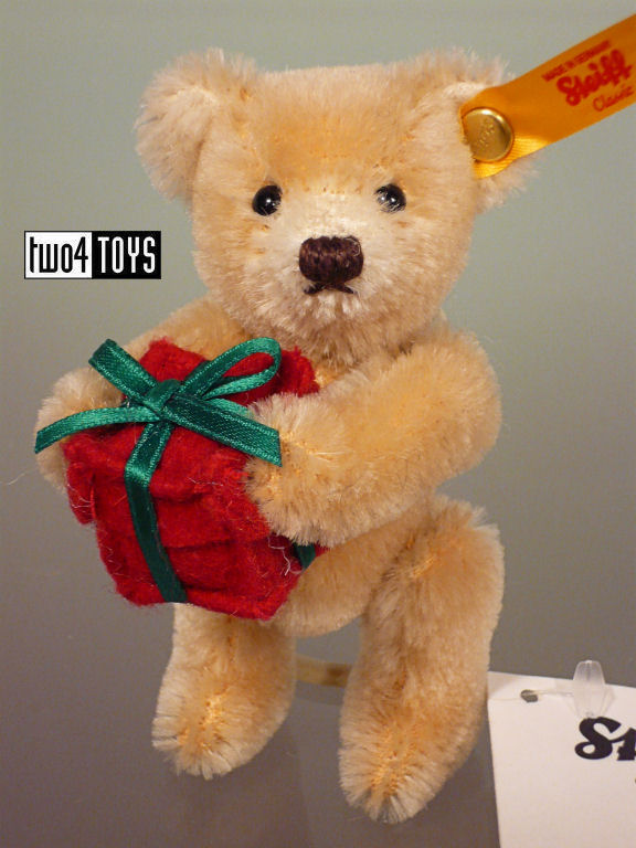 Steiff 028892 MINI TEDDY BEAR PRESENT 2015 Two4Toys