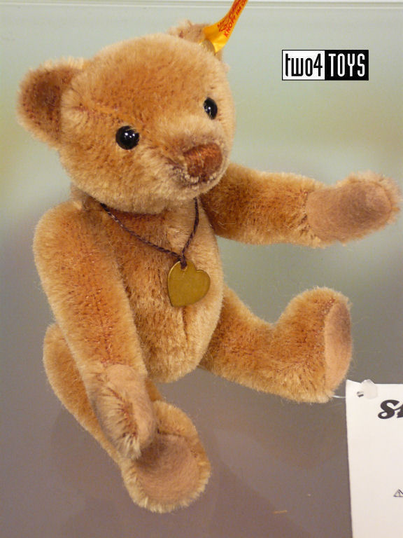 https://www.two4toys.com/images/details/040146a.jpg
