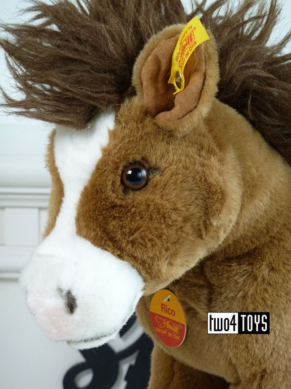 https://www.two4toys.com/images/details/072734b.jpg