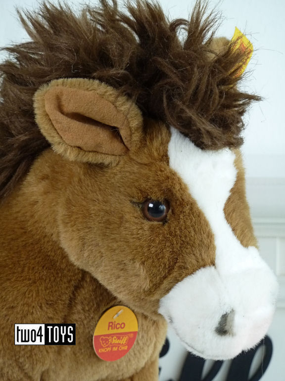 https://www.two4toys.com/images/details/072734c.jpg