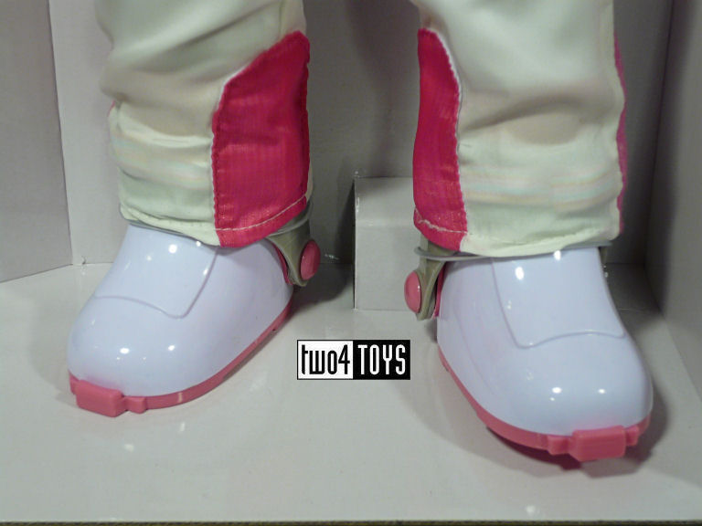 https://www.two4toys.com/images/details/1566033j.jpg