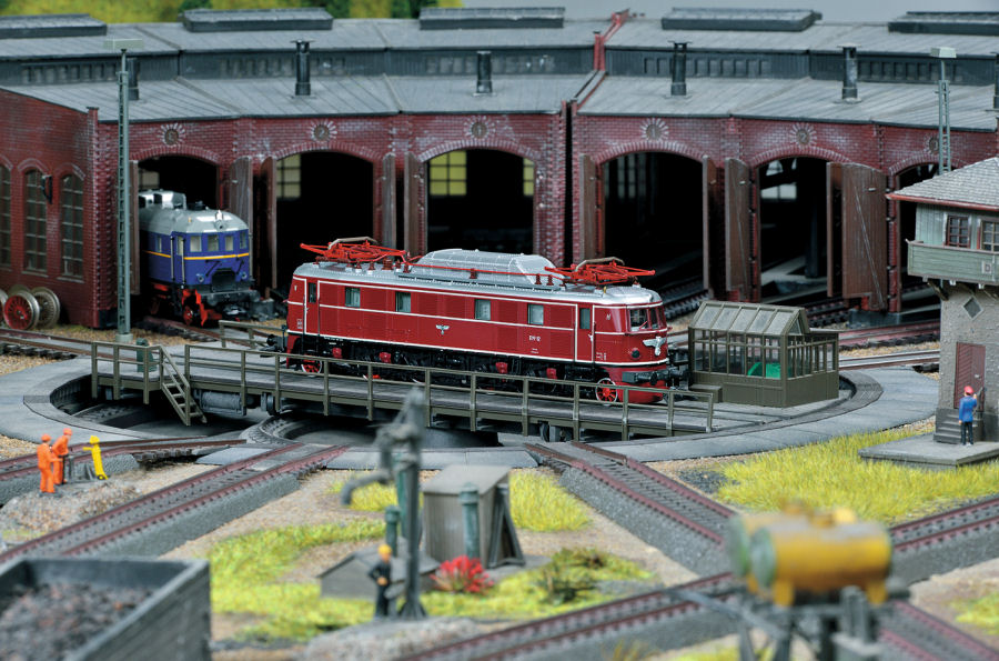 https://www.two4toys.com/images/details/39193d.jpg