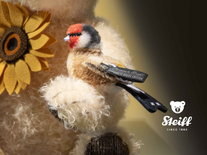 https://www.two4toys.com/images/details/421846_S14.jpg