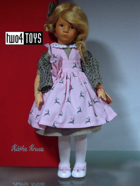 https://www.two4toys.com/images/details/46203%20Alma.jpg