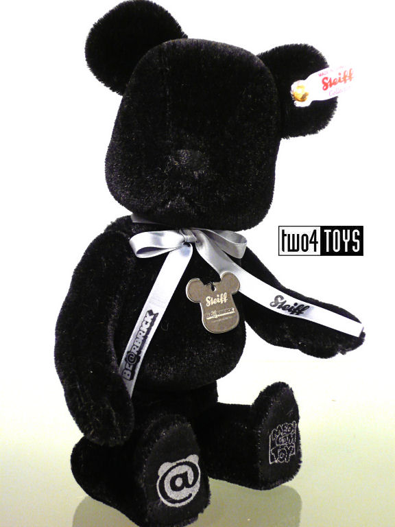 https://www.two4toys.com/images/details/678219_678226d.jpg