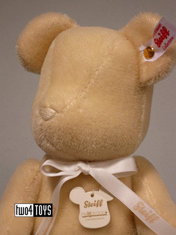 https://www.two4toys.com/images/details/678219_678226k.jpg