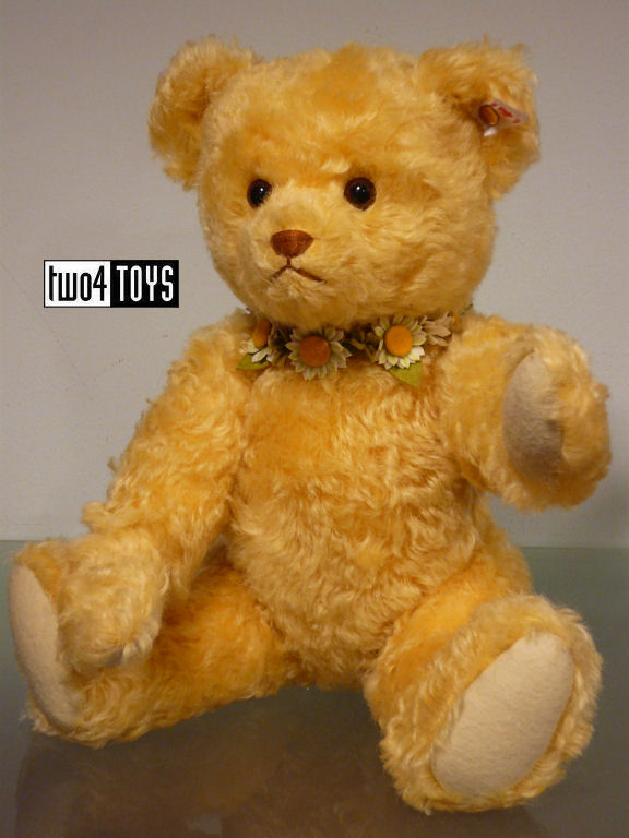 https://www.two4toys.com/images/details/683138b.jpg