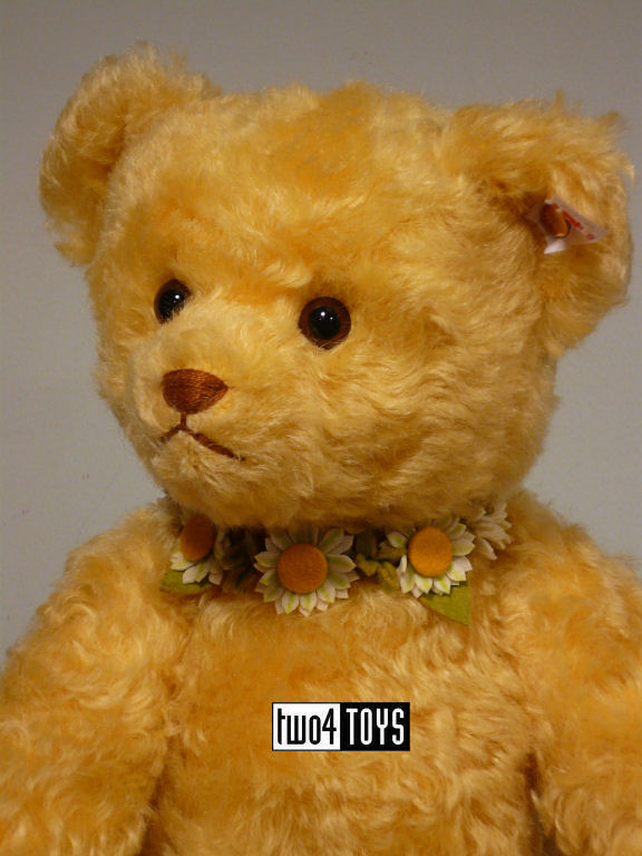 https://www.two4toys.com/images/details/683138d.jpg