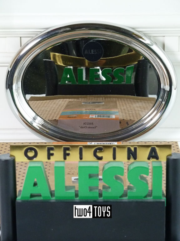 https://www.two4toys.com/images/details/ALESSI/JH02_26%20Vassoio%20Ovale_01.jpg