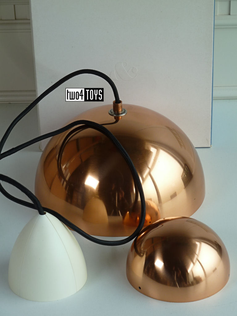 https://www.two4toys.com/images/details/Flower_Pot_VP1_koper_04.jpg