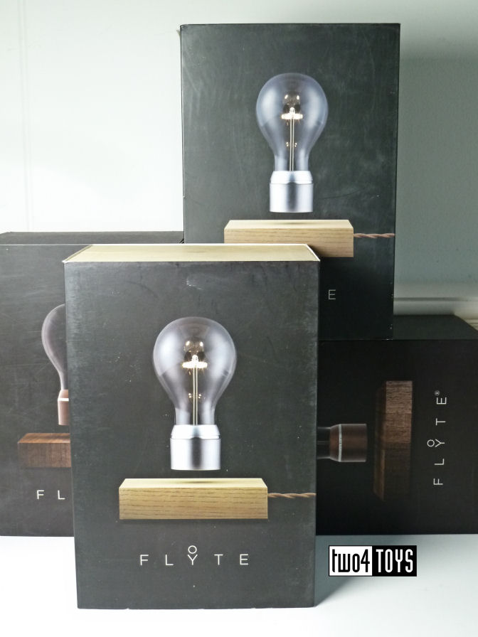 https://www.two4toys.com/images/details/Flyte_ashwood_01.jpg
