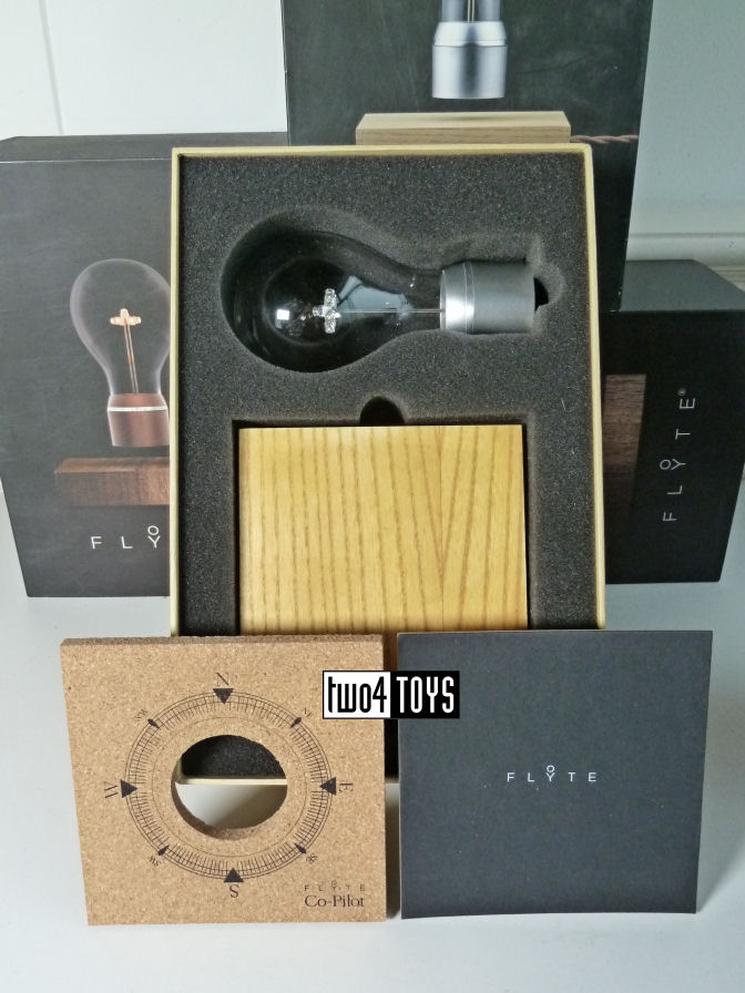 https://www.two4toys.com/images/details/Flyte_ashwood_03.jpg