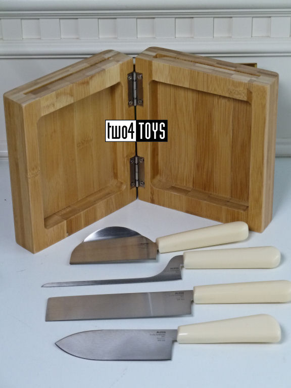 https://www.two4toys.com/images/details/GAG500S3_GAG01_MILKY_WAY_MINOR_Cheese_knives_set_07.jpg
