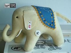 Steiff 006173 “LITTLE” WHITE FELT ELEPHANT 140 YRS JUBILEE 2020