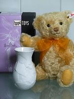 Steiff 006753 SUNFLOWER TEDDY BEAR WITH ROSENTHAL VASE 2019