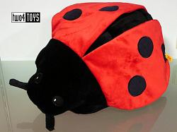 Steiff 067044 LADYBIRD WITH ZIPPER BAG CUDDLY SOFT FUR