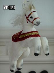 Steiff 006920 KERSTMIS PAARD ORNAMENT WIT KATOENFLUWEEL 2020