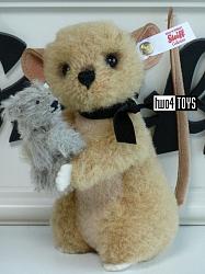 Steiff 007088 RICHARD MOUSE WITH TEDDY BEAR 2022