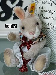 Steiff 026843 VINTAGE MEMORIES RICK THE RABBIT 2018