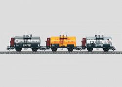 Marklin 46752 SNCF SET OF 3 TANK CARS WITH BRAKEMAN'S CAB 2004