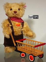 Steiff 671166 TEDDYBEER MET HOUTEN WAGEN DUITSLAND 2002