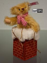 Steiff 682704 MINIATURE CHRISTMAS TEDDY IN CHIMNEY USA 2014